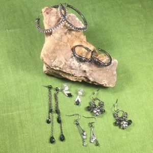 Rhinestone earring bundle 6 pair black and clear